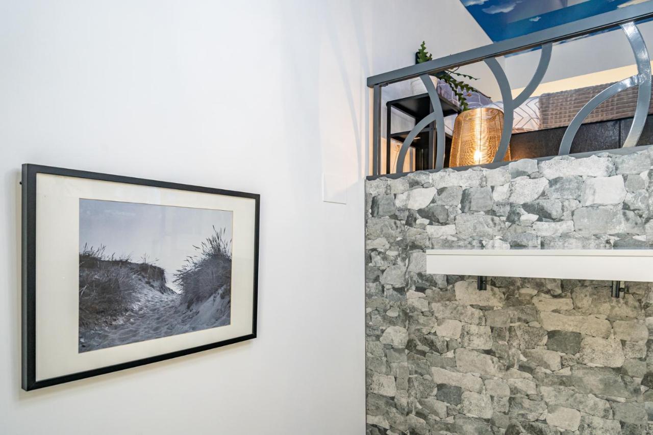 Exquisite Studio Apartment With An Original Design Valencia Eksteriør billede