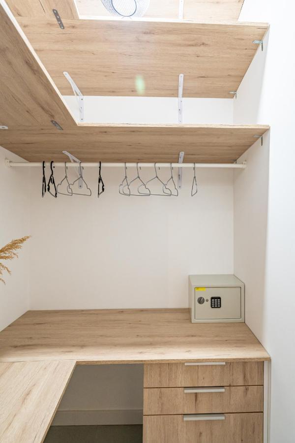 Exquisite Studio Apartment With An Original Design Valencia Eksteriør billede